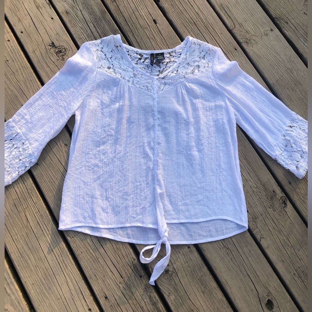 New Directions front knot, linen top!
